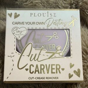 P.Louise Cut Carver Cut-Crease Remover. NWT